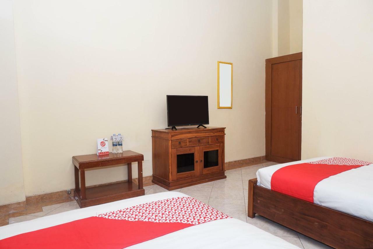 Oyo 405 Wisma Yosoputro Tanjungtirto Exterior photo